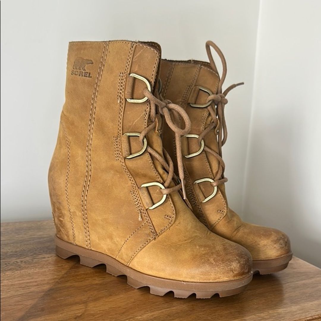 Sorrel’s JOAN OF ARCTIC WEDGE II