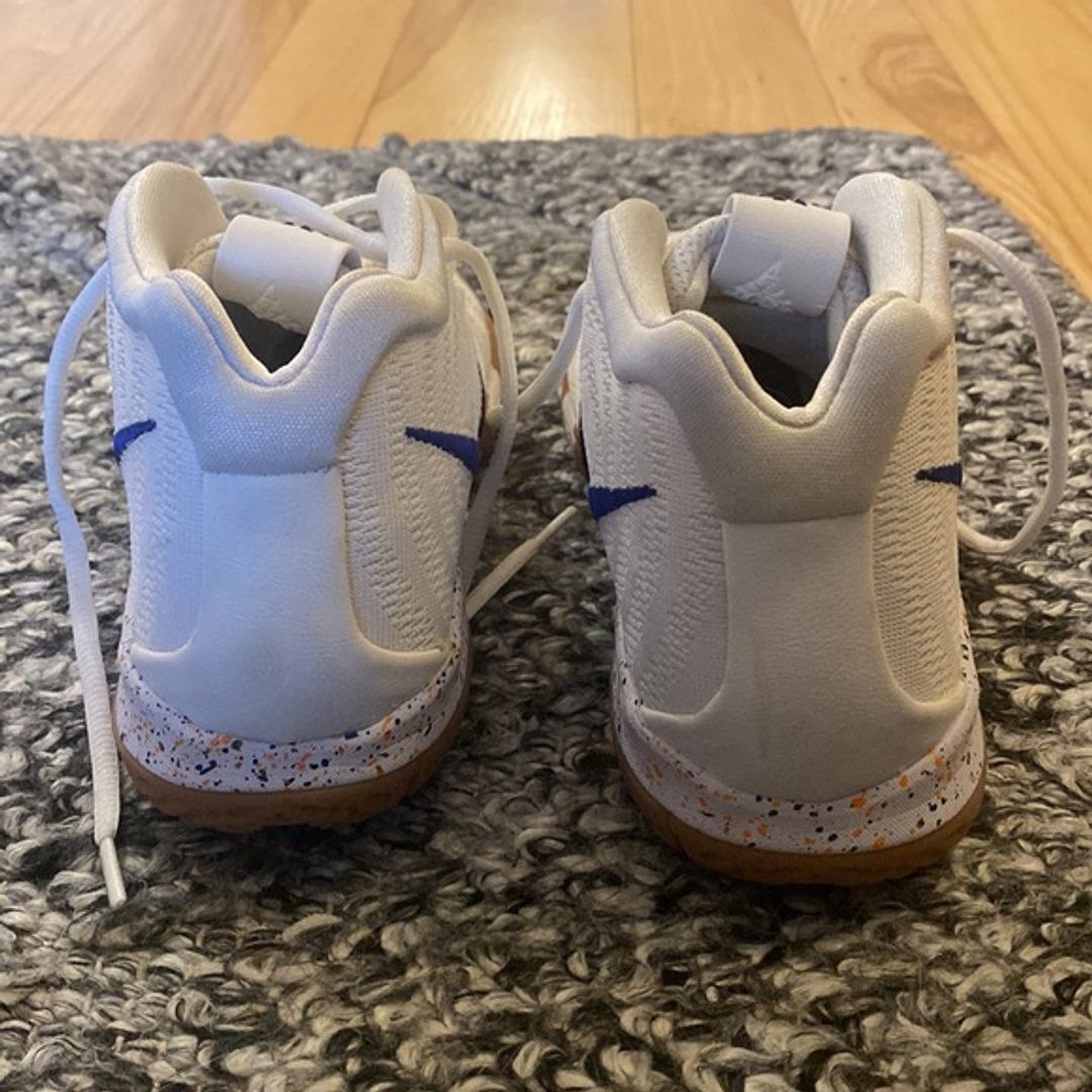 Nike Kyrie 4 Uncle Drew Sneakers