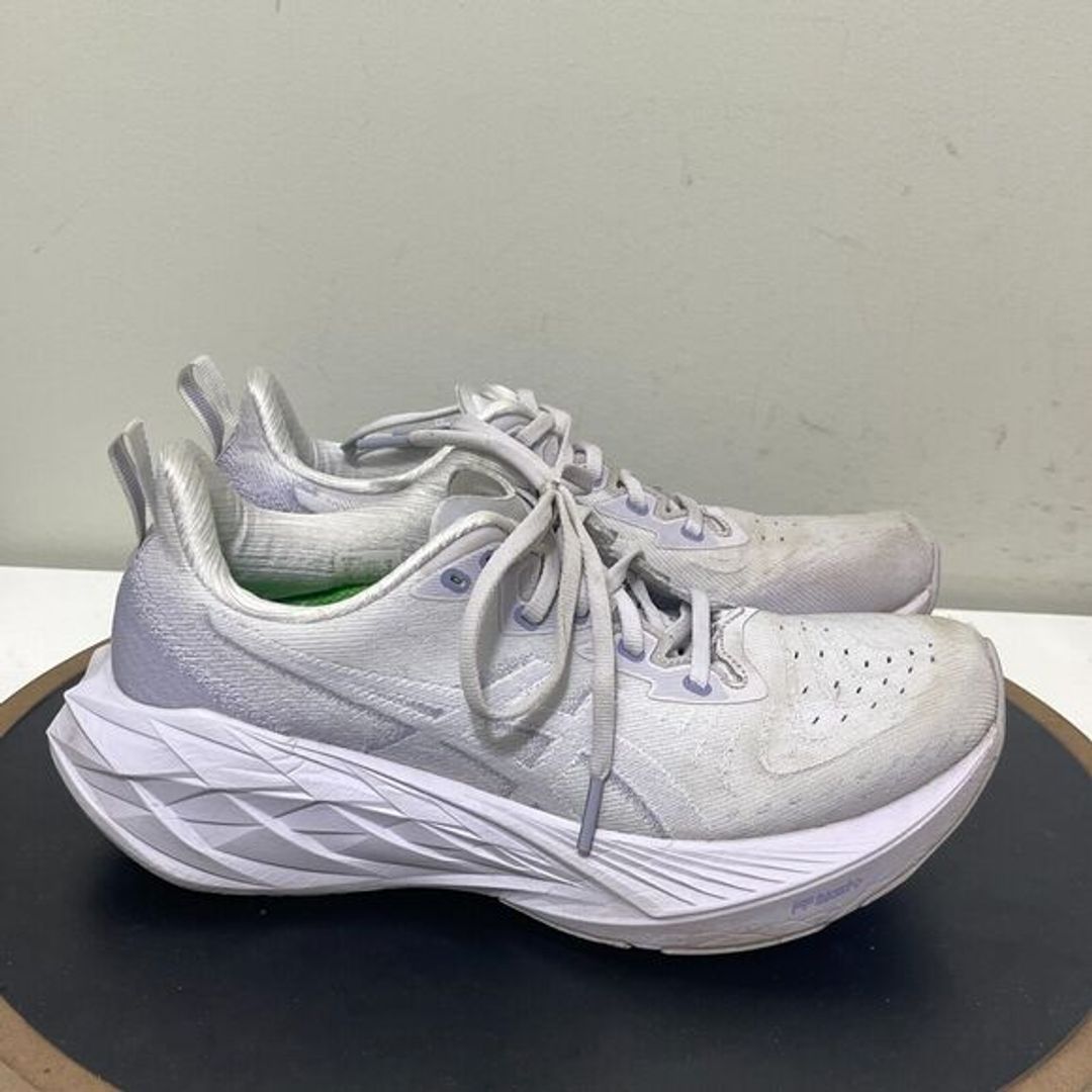 Asics Novablast Running Shoes Sneakers