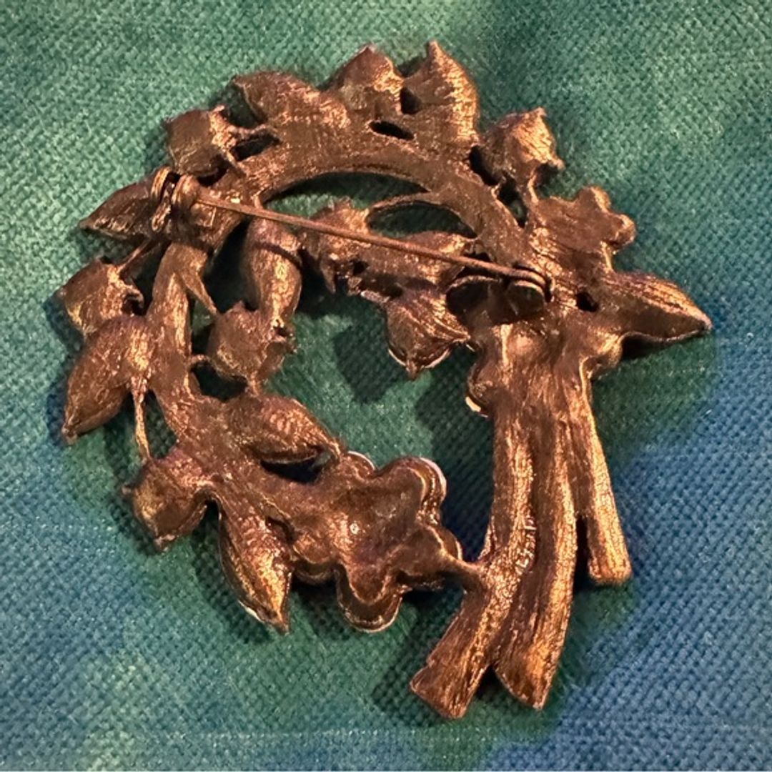 Vintage Crystal Brooch