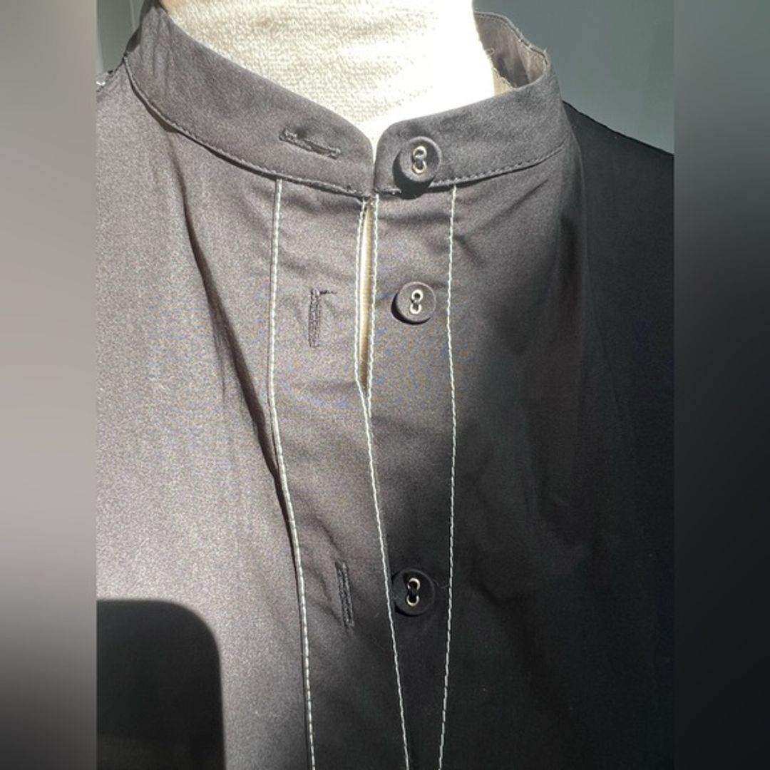 Argent Black Cotton Sleeveless Button-Up Blouse