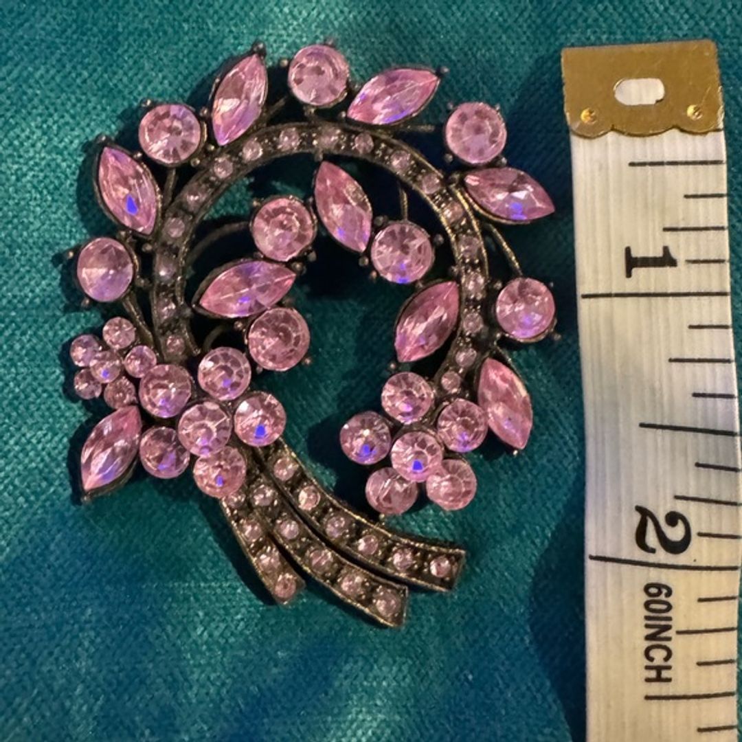 Vintage Crystal Brooch