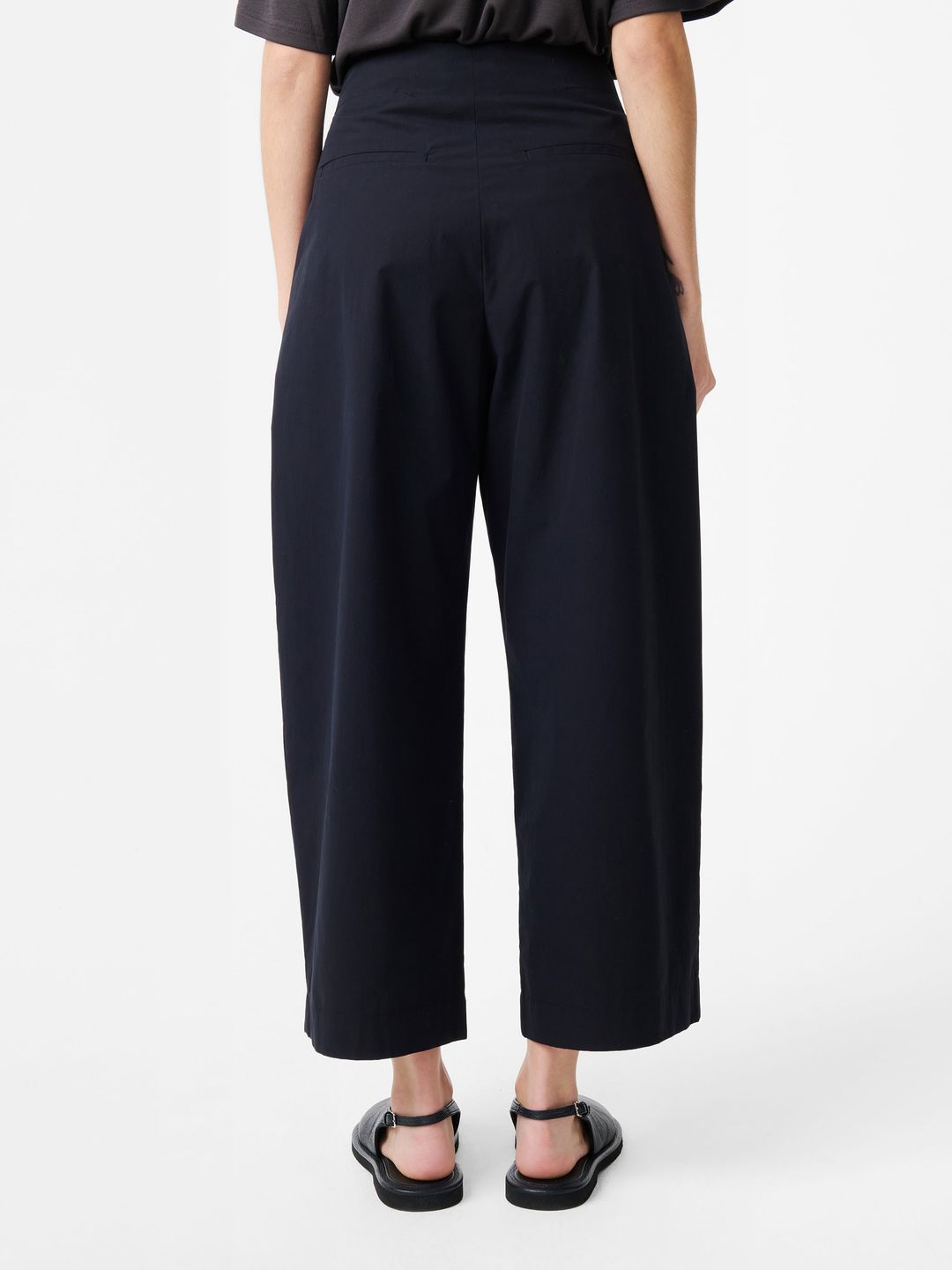 Dordoni Pant in Darkest Navy #6