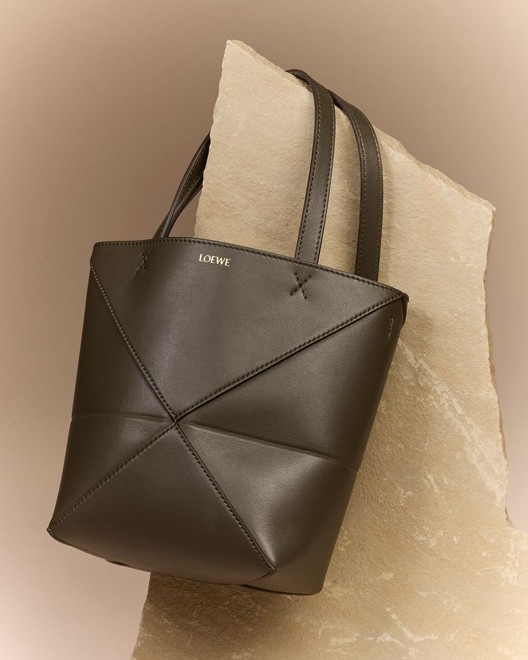 PUZZLE FOLD MINI TOTE IN SHINY LEATHER