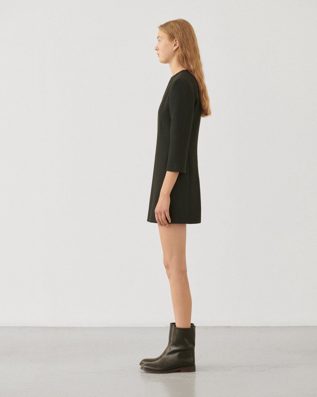 Dexter Dress in Wool Viscose- Black