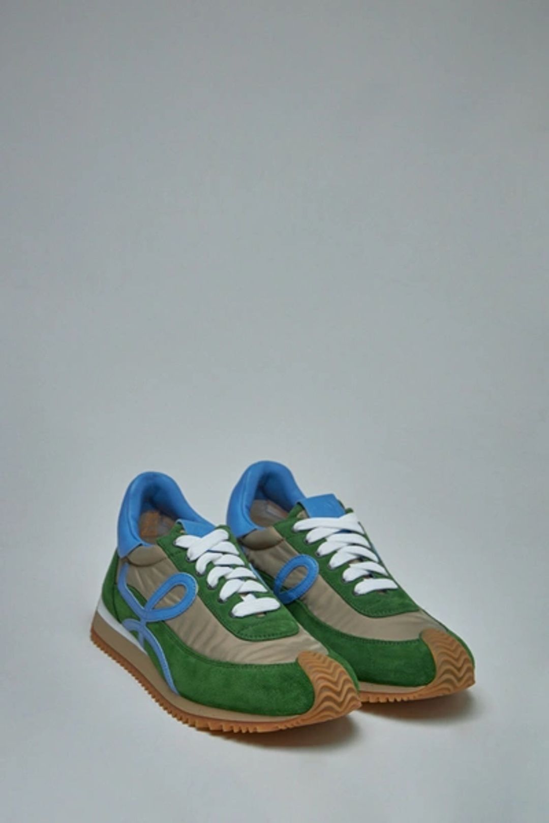 Flow Colorblock Runner Sneakers In 2857 Linenlight D