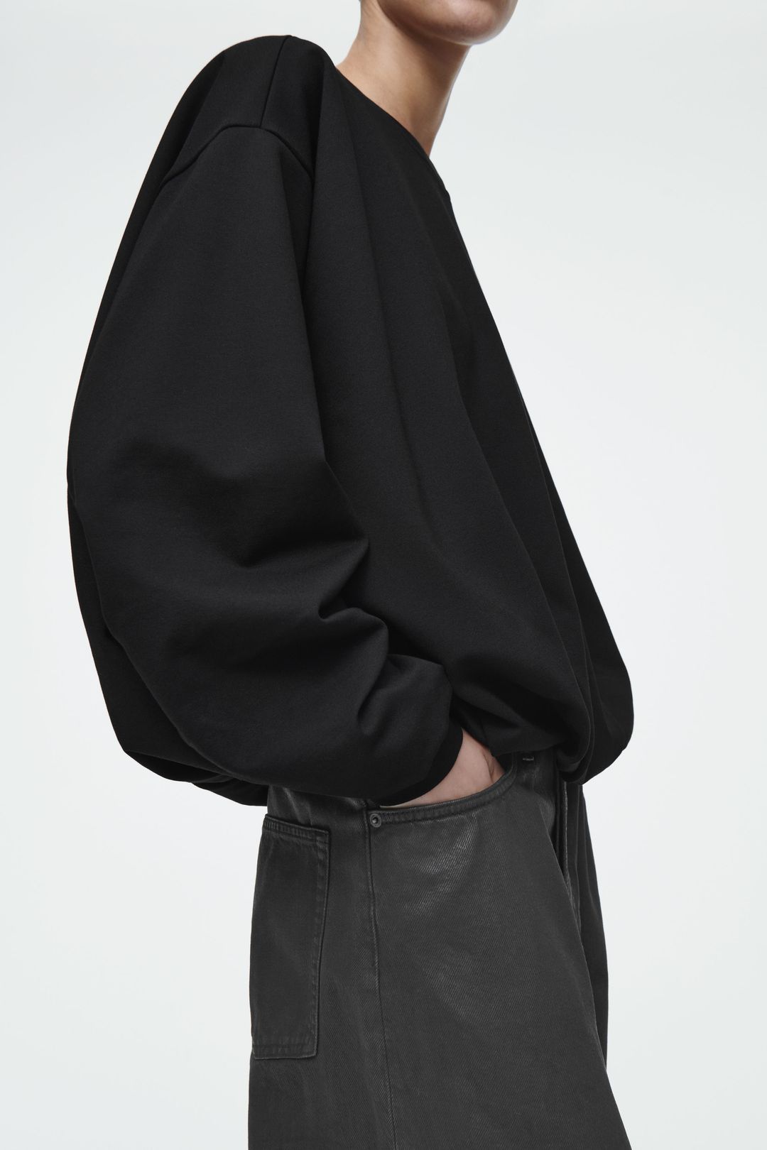 BUBBLE-HEM SWEATSHIRT #2