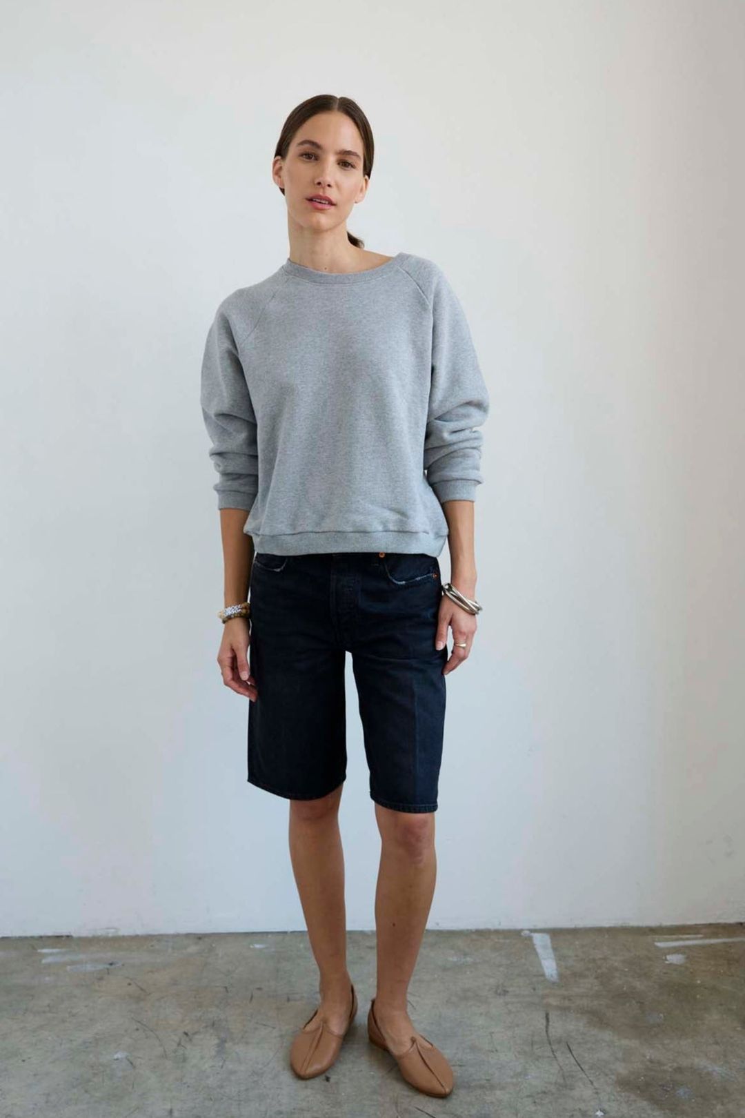 The Finished Hem Short in Washed Black #12