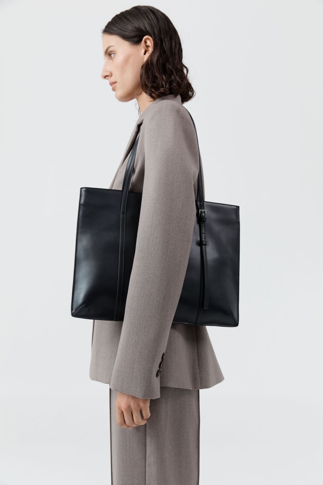 90s Messenger Tote - Black #6