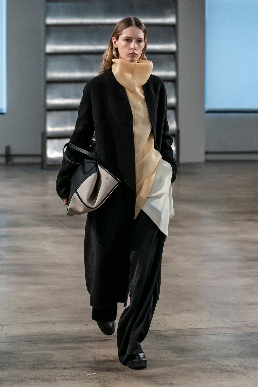 Women's Fall 2019 :: Look 30