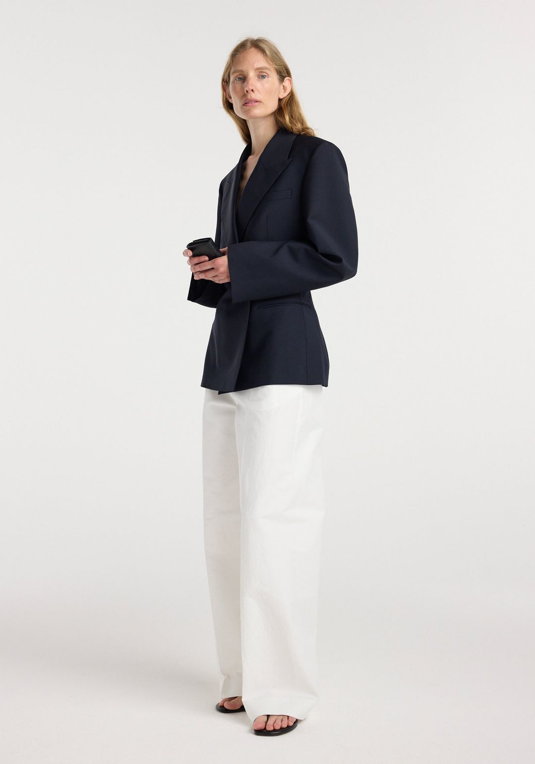 Hourglass shaped blazer | navy