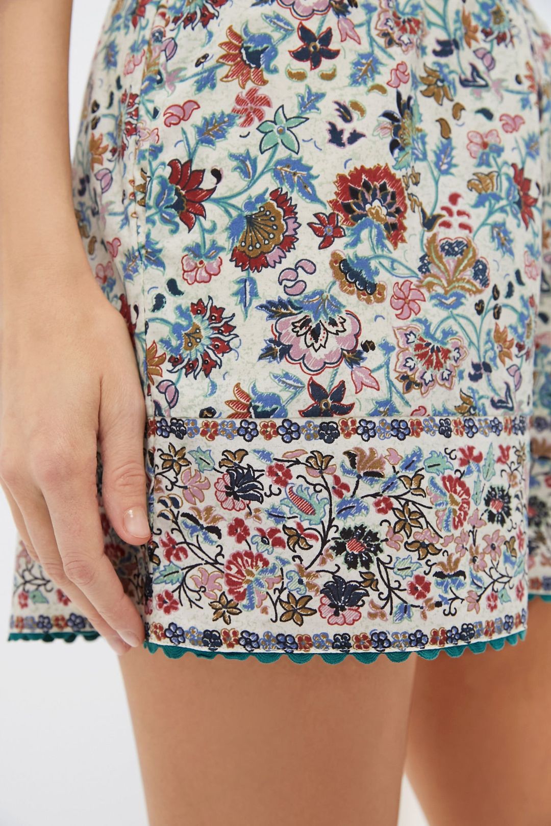 Cream Chintz Nova Shorts #5