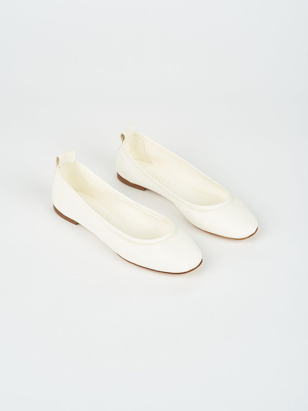 The Modern Ballet in Soft White #7