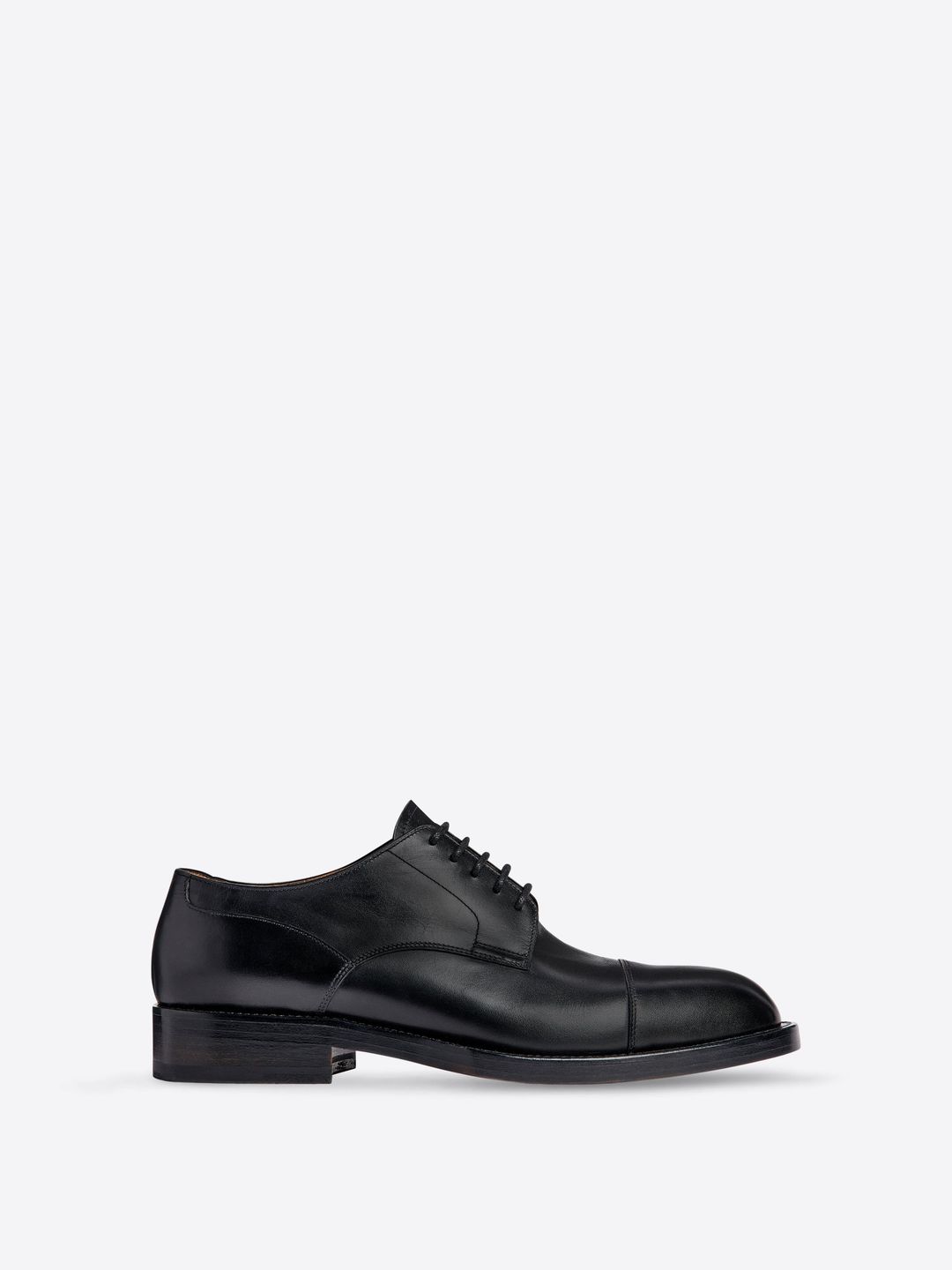 Leather derby shoes