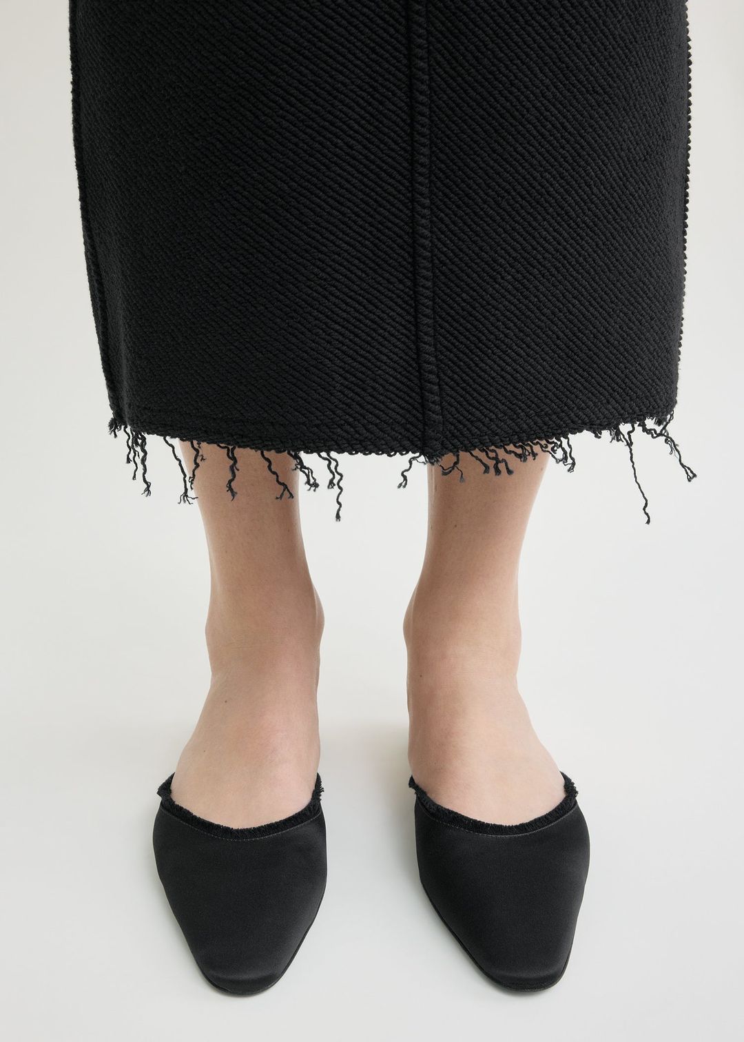 Frayed satin lounge slippers black #3