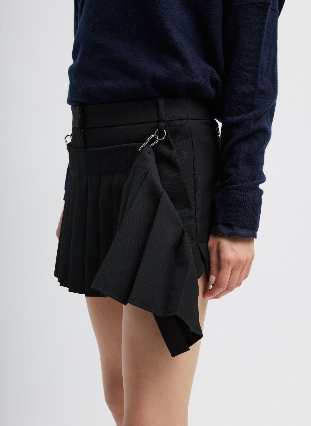 Grain De Poudre Convertible Pleated Short #9
