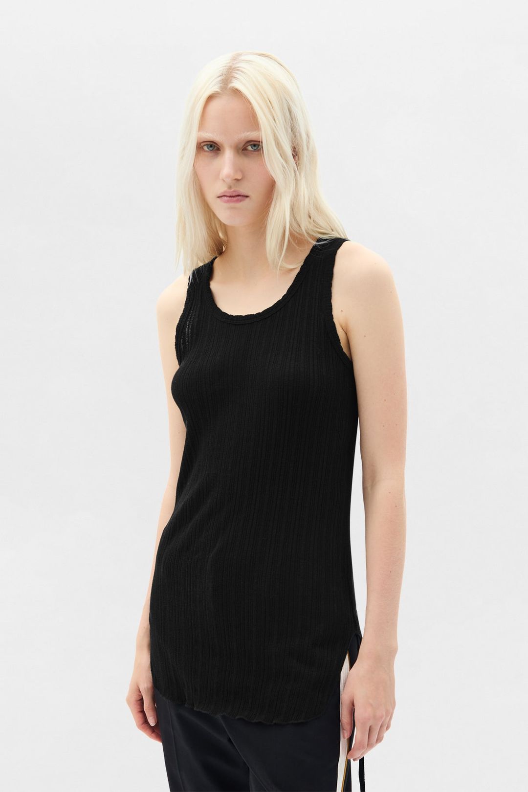 Mara Wrinkled Cropped Tank Top