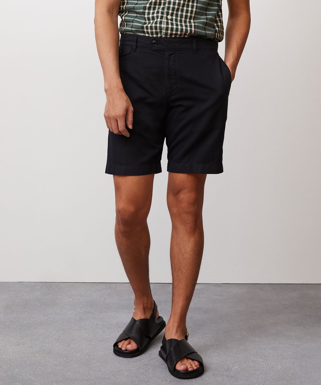 9" Hudson Short in Black