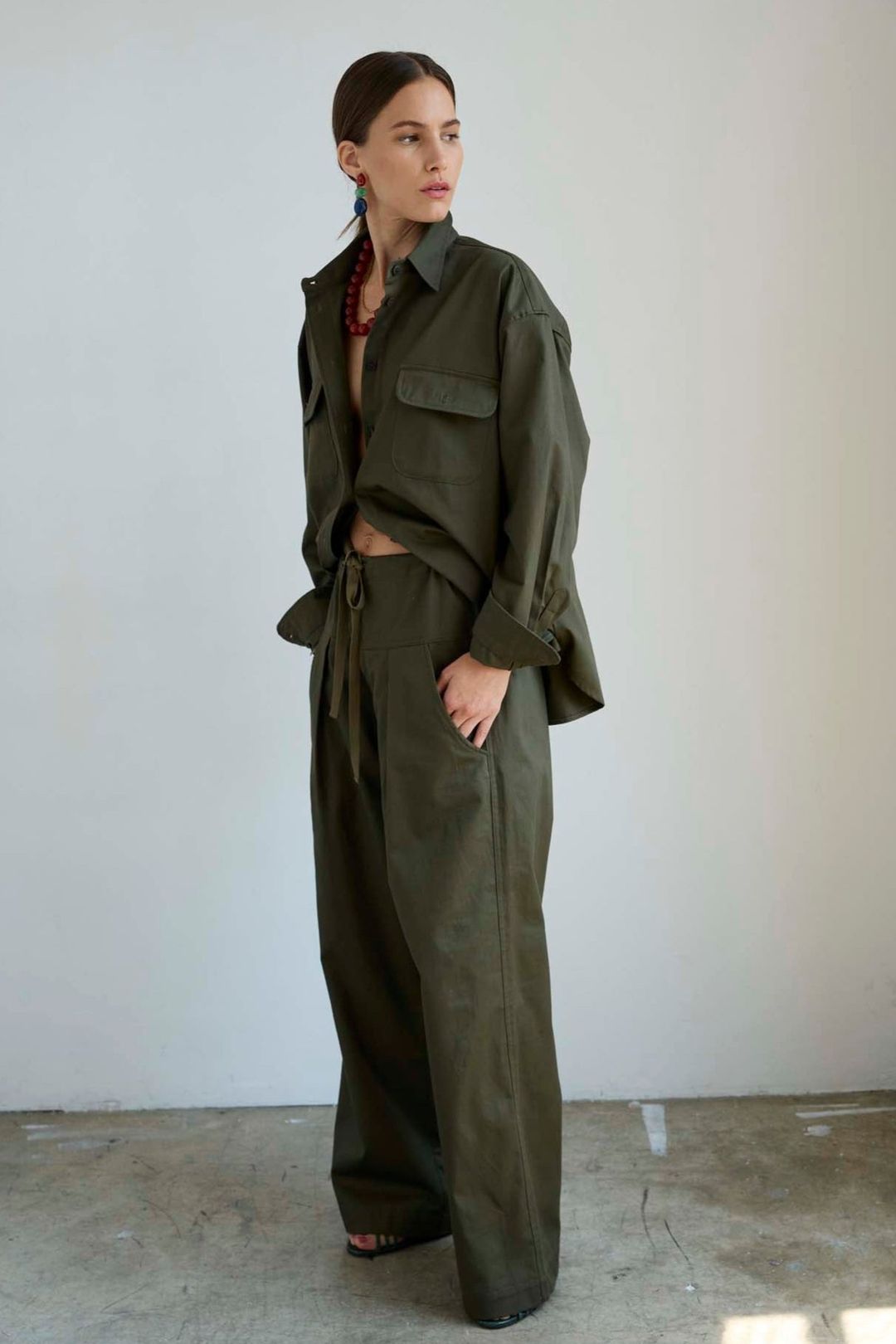The Scrub Pant in Colonial Green #4