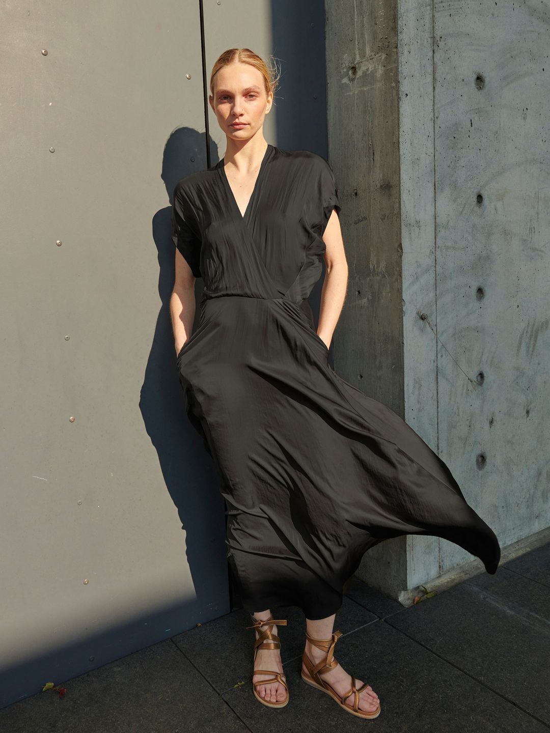 Long Aki Wave Dress