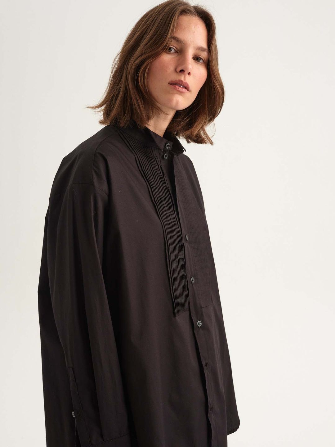 The Tuck Shirt in Black #6