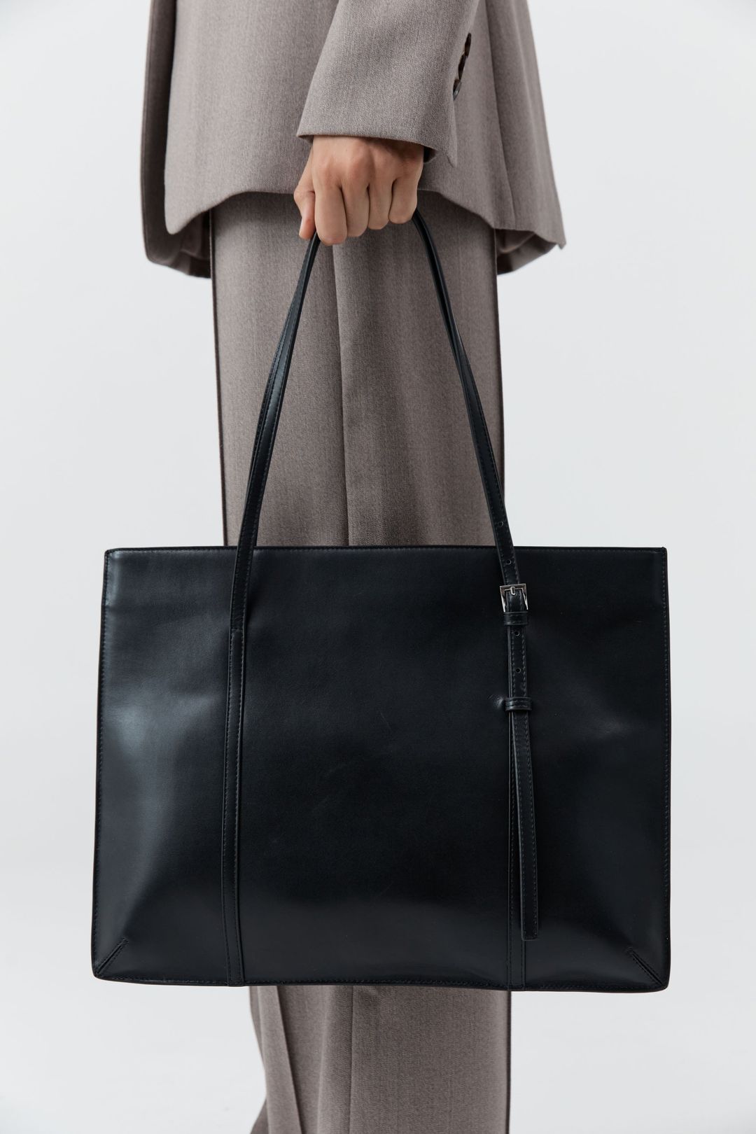 90s Messenger Tote - Black #5