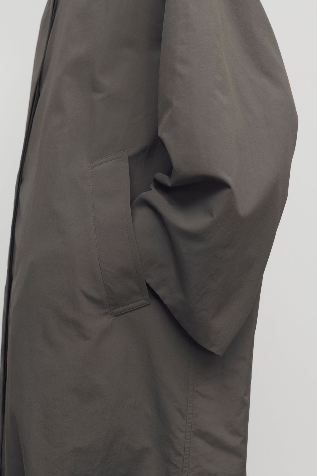 Arwen Coat in Nylon #6
