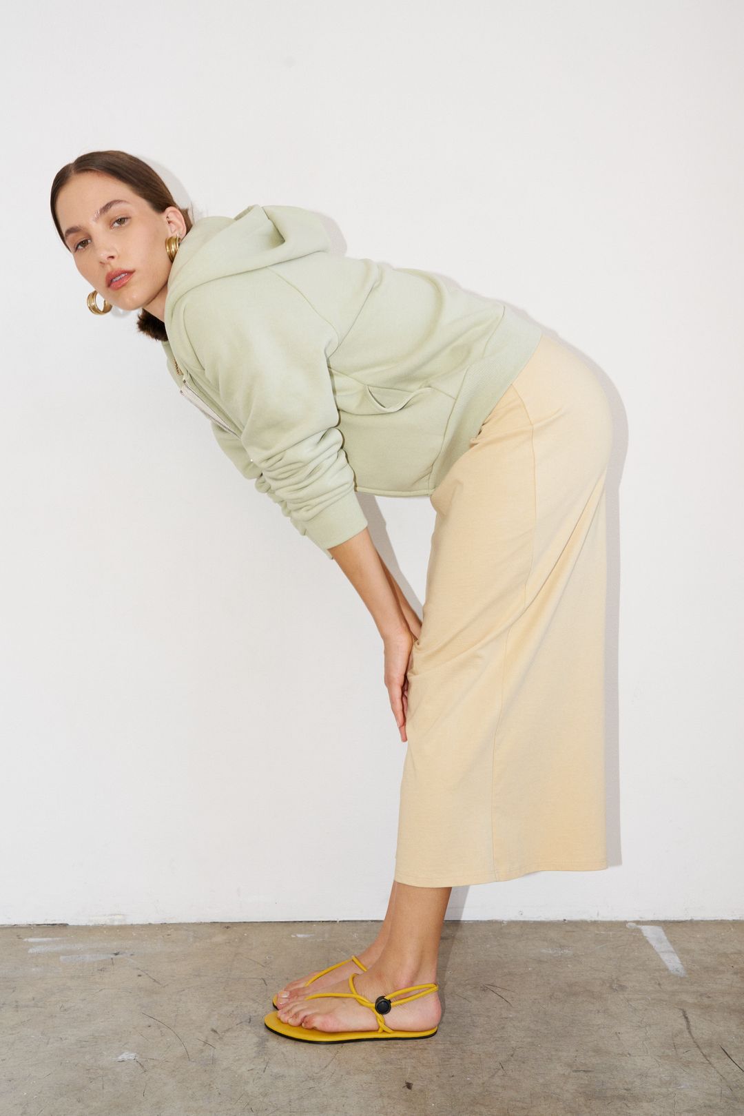 The Column Skirt in Butter #4