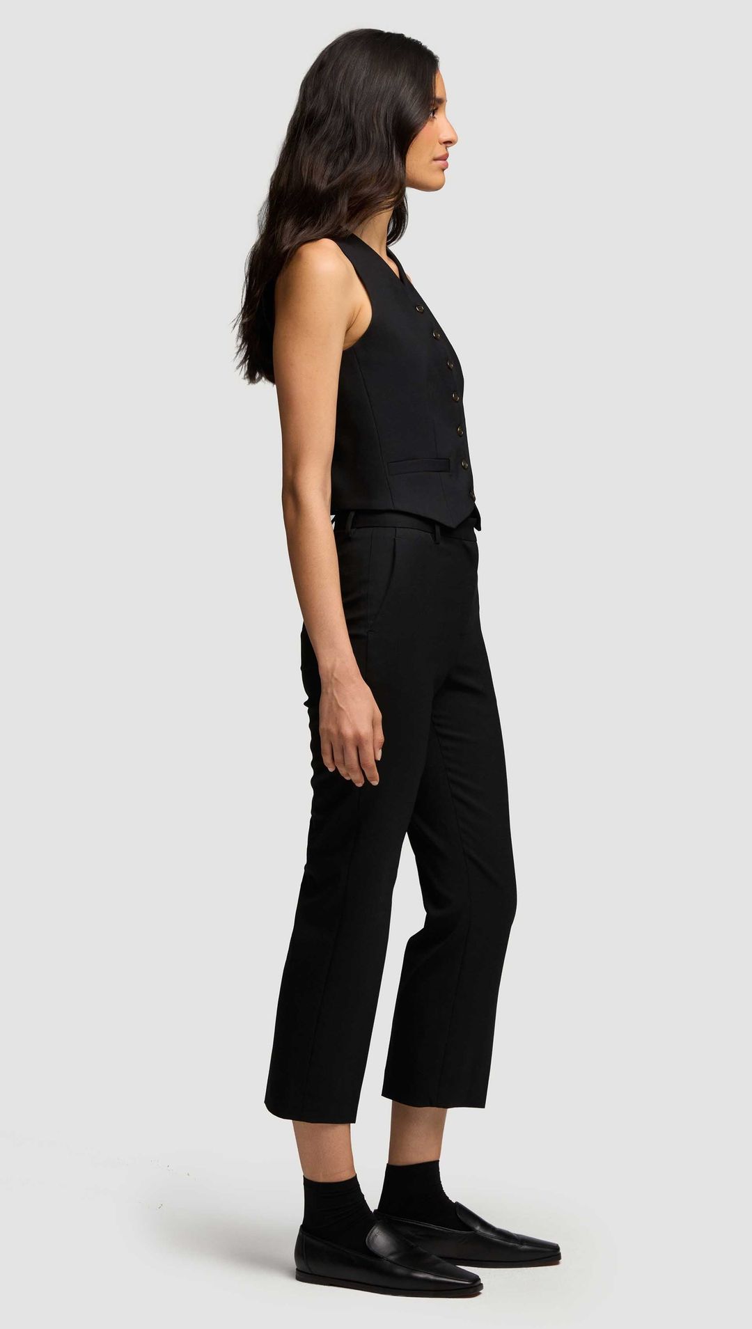 Shallow V-Neck Waistcoat in Seasonless Wool | Black #4