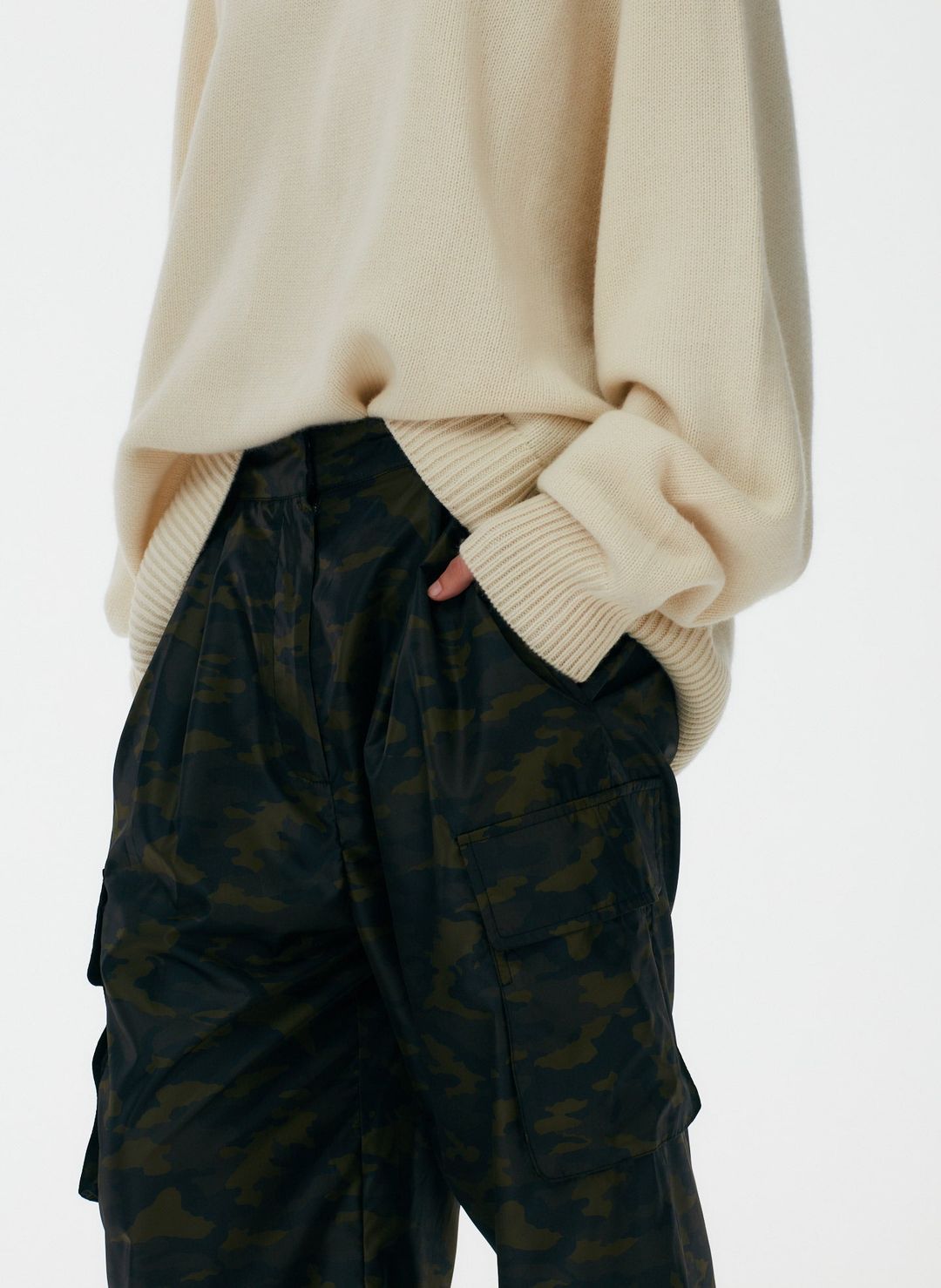 Tech Camouflage Cargo Stella Pant #9