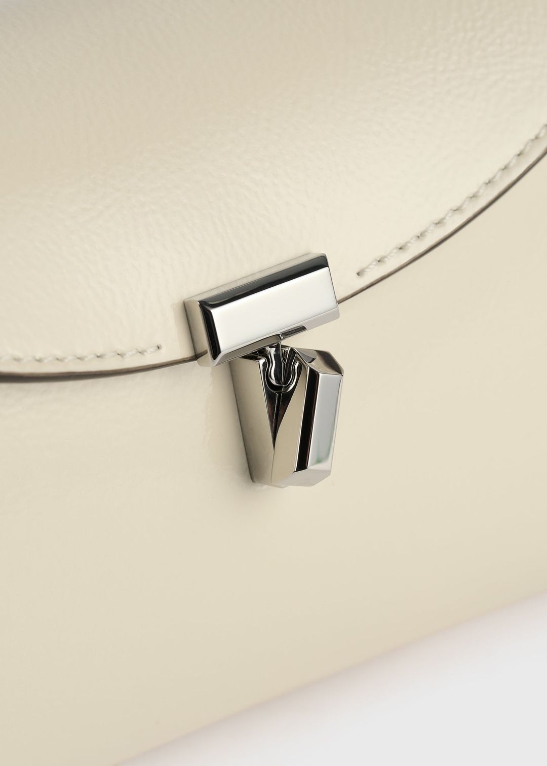 Mini T-lock naplack clutch milk #4