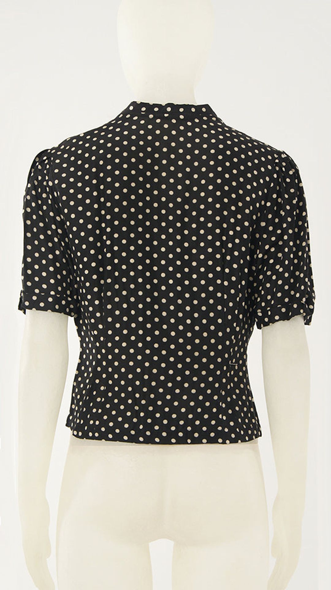 POLKA DOT SHORT SLEEVE BLOUSE