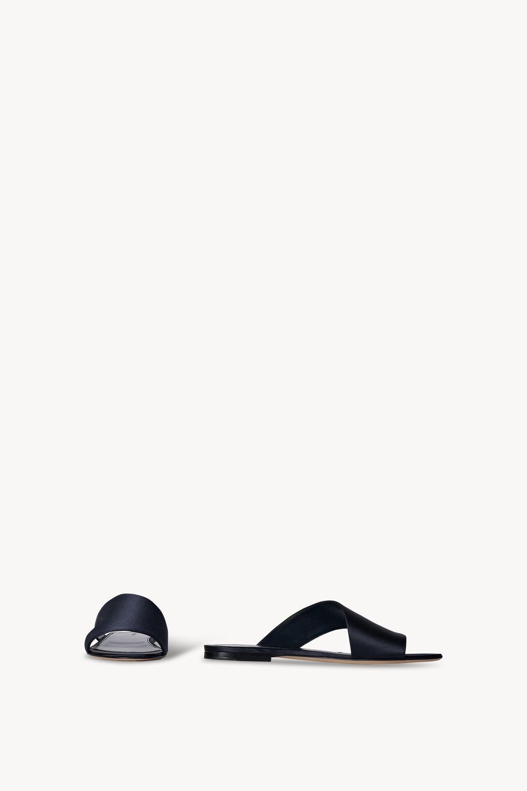 Anita Sandal