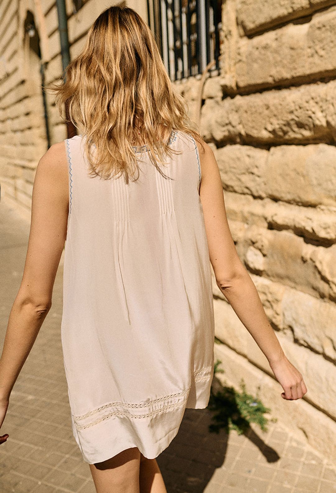 Pavo Embroidered Ivory Silk Dress