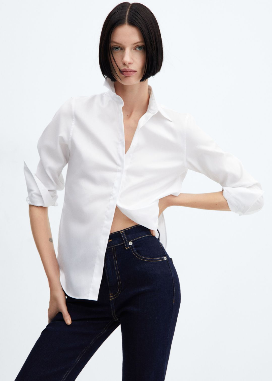 Medium-rise flared jeans #4