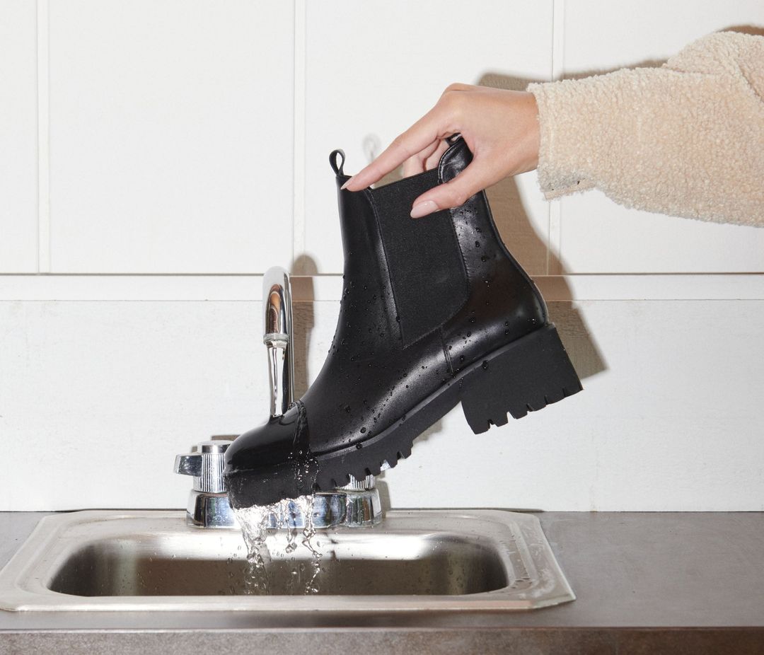 BROOKE RAIN RESISTANT BOOT #6