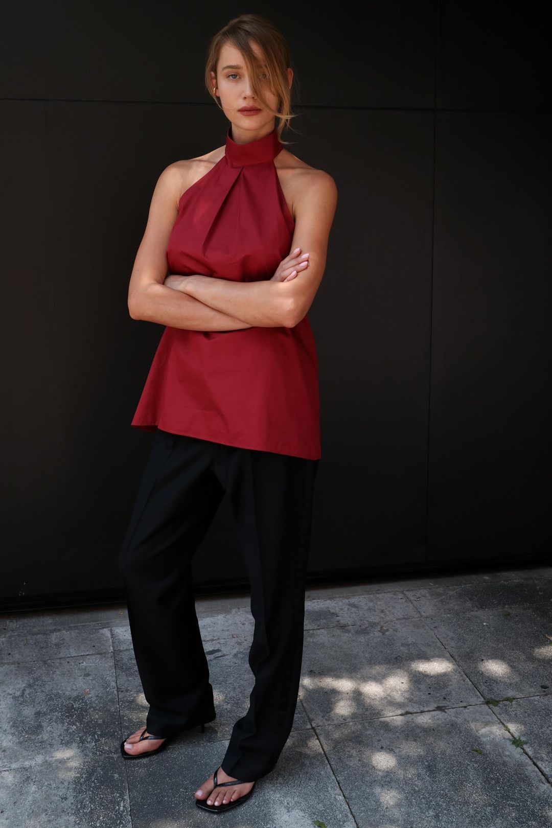 BACKLESS TUNIC IN RED POPLIN