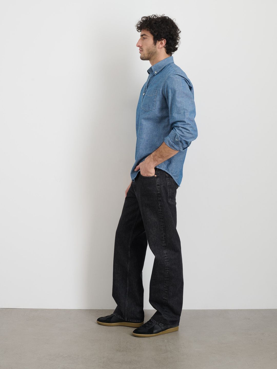 Mill Shirt in Washed Chambray #4