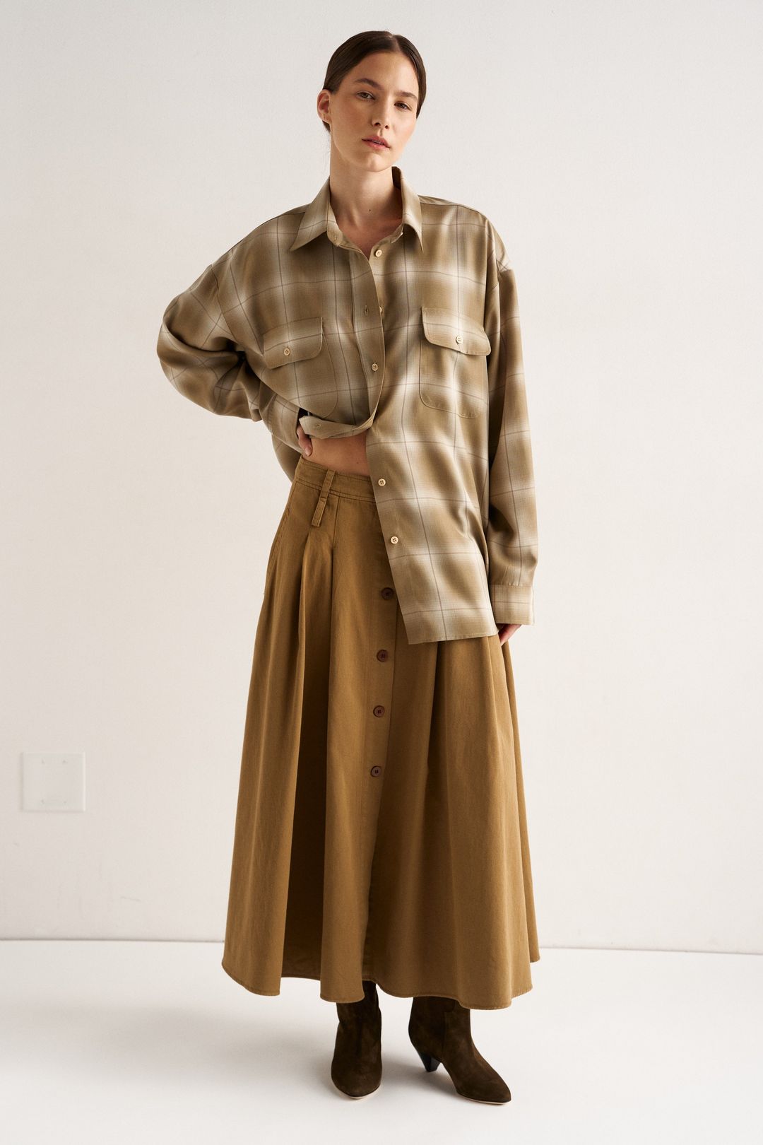 The Venetian Skirt in Camel