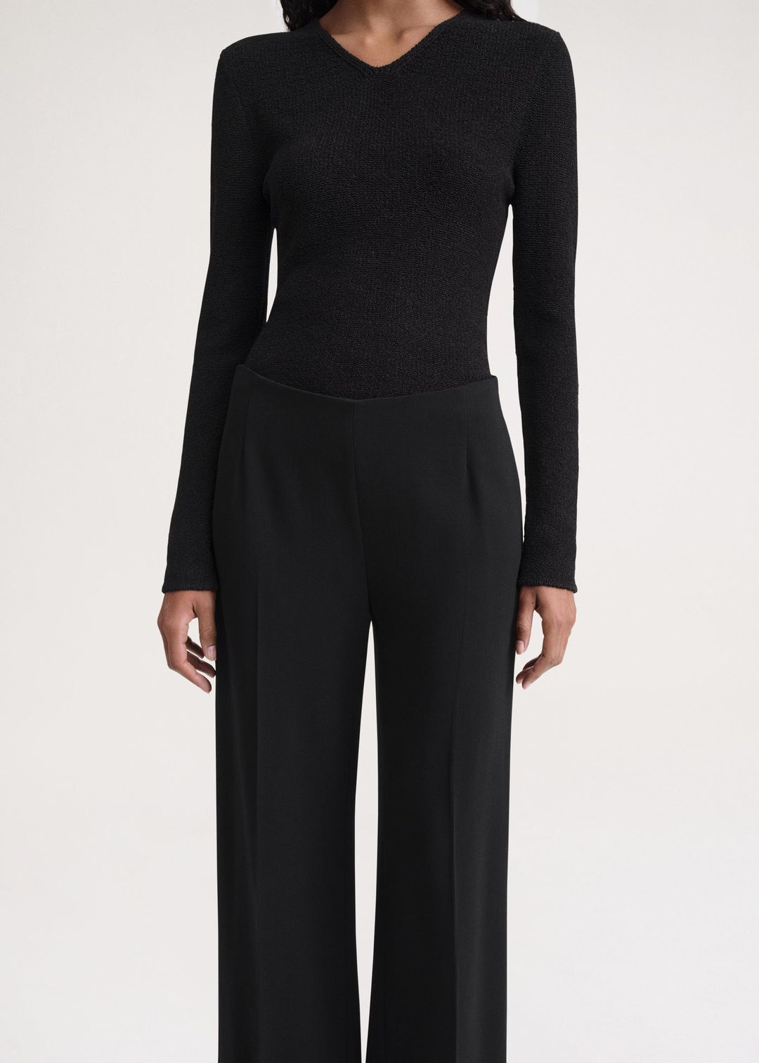 Clean wide trousers black