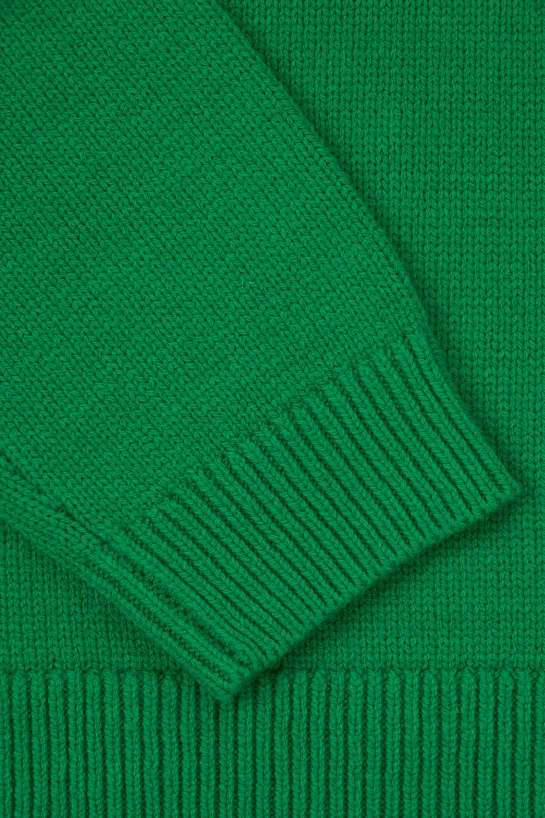 ETHAN SWEATER | GREEN SCRIPT LOGO #9