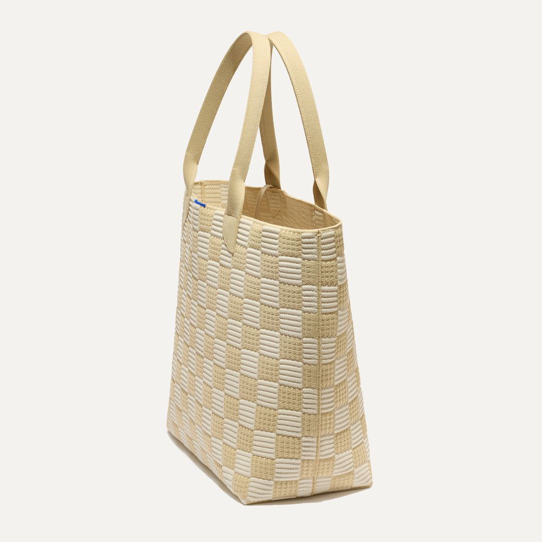The Lightweight Tote - Checker Sand #4