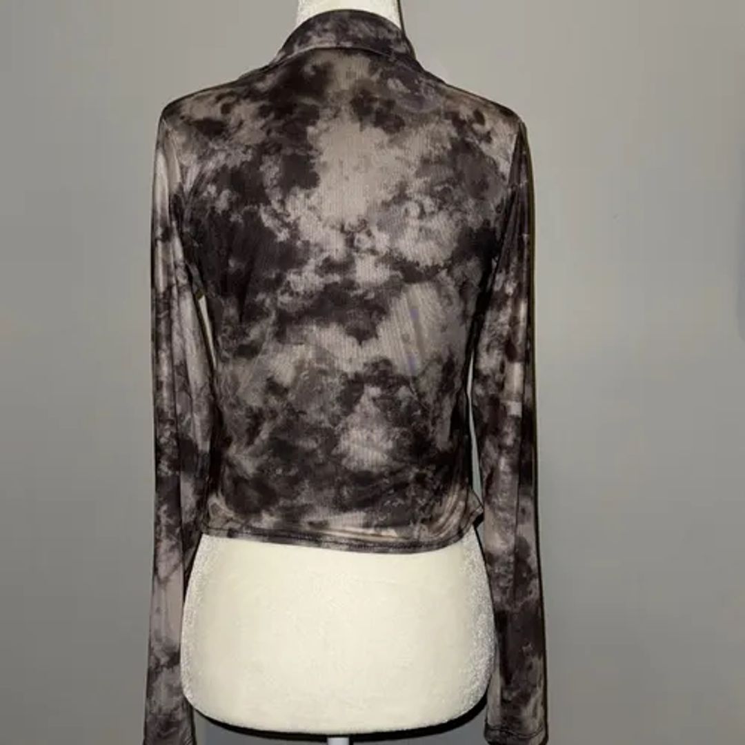 Motel Rocks Gray and Black Cropped Button Down Shirt #5