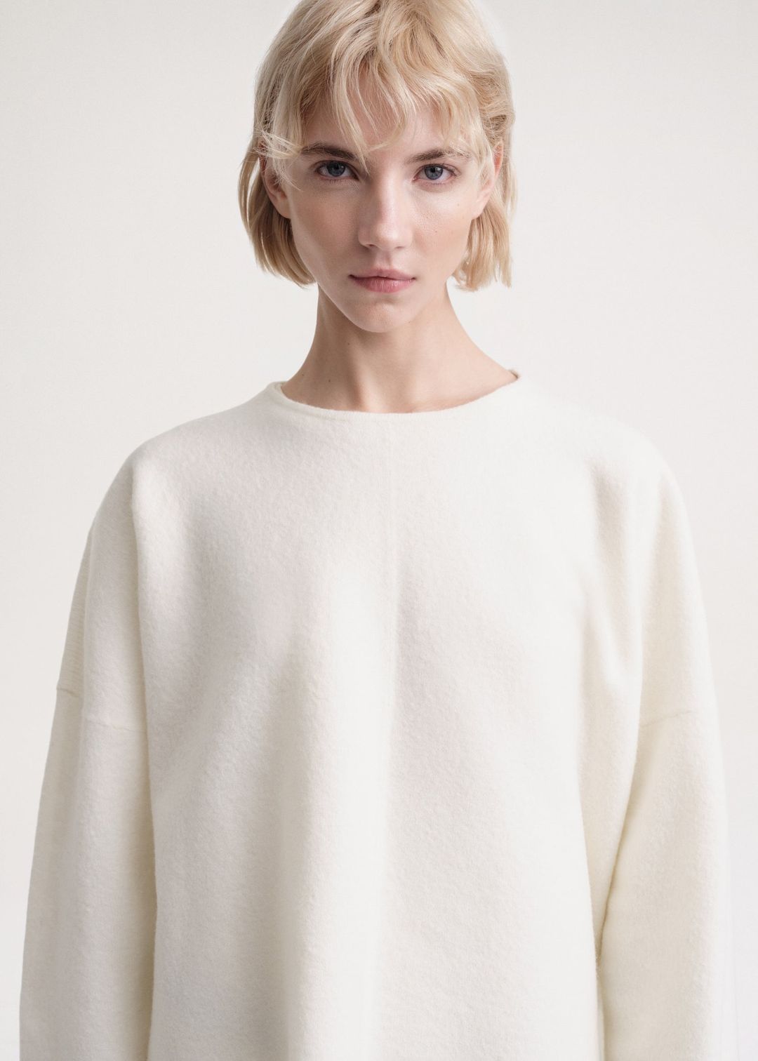 Felted merino knit off-white