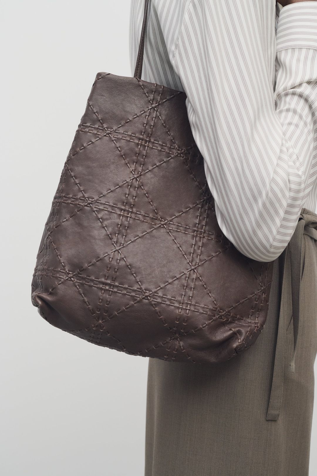 Lilou Woven Bag in Leather #4