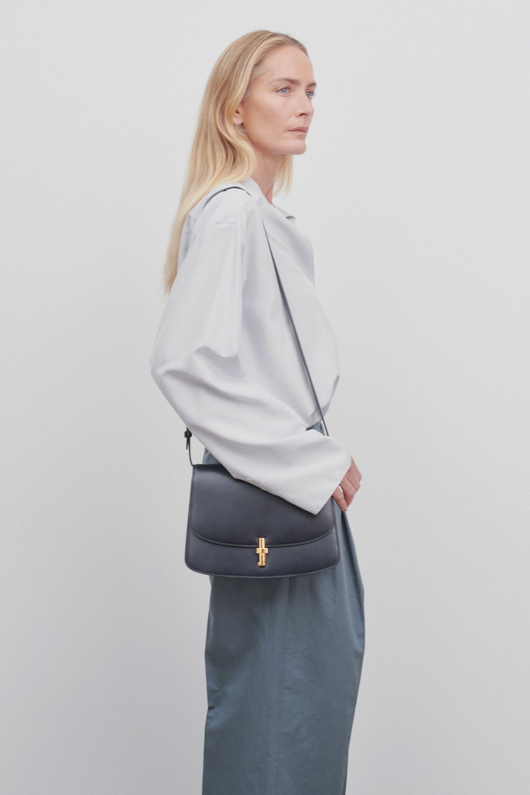 Sofia 10.00 Crossbody Bag in Leather #4