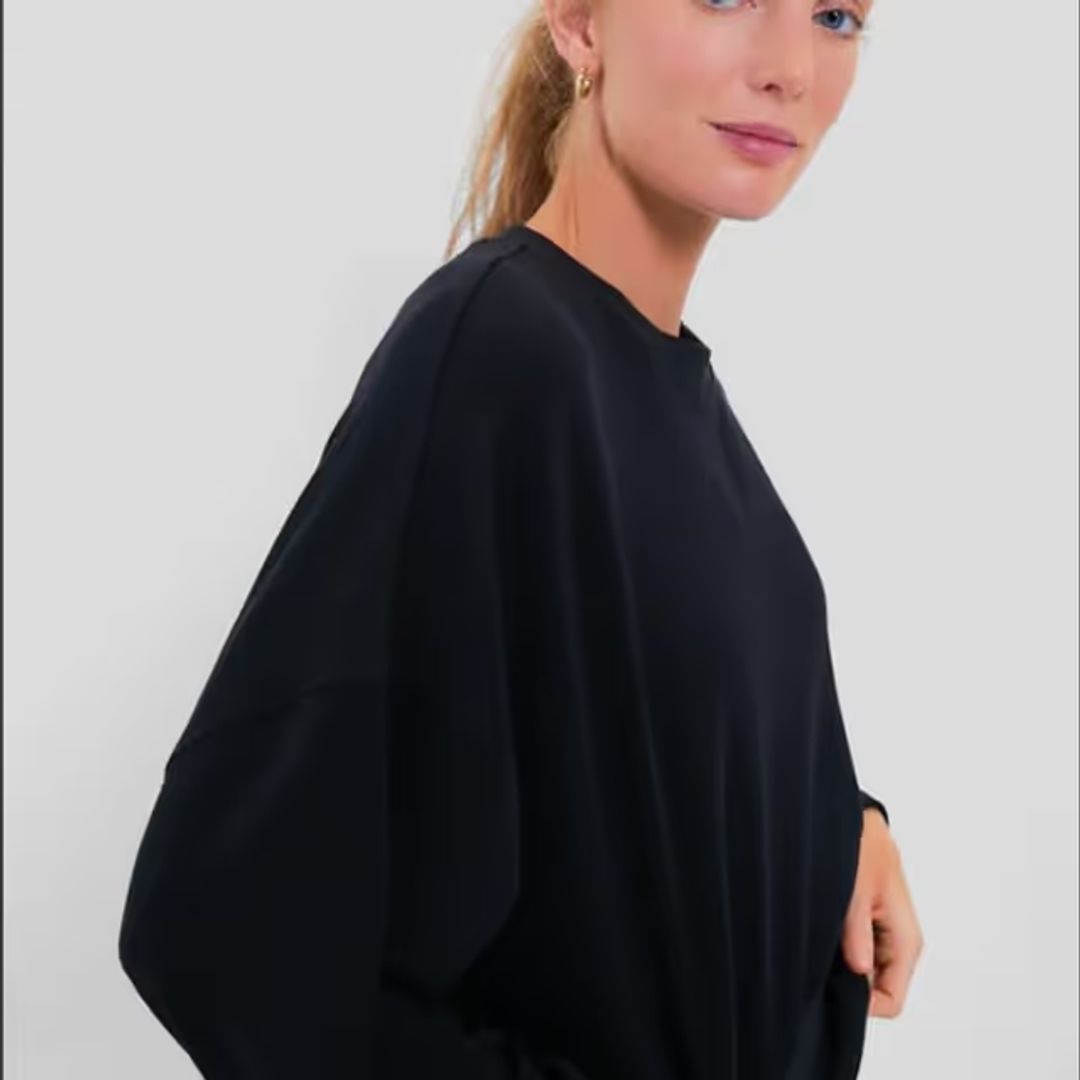 SPORT Black Cropped Oliver Pullover