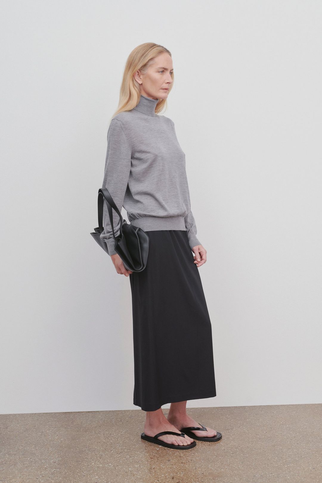 Matias Skirt in Viscose and Wool #4