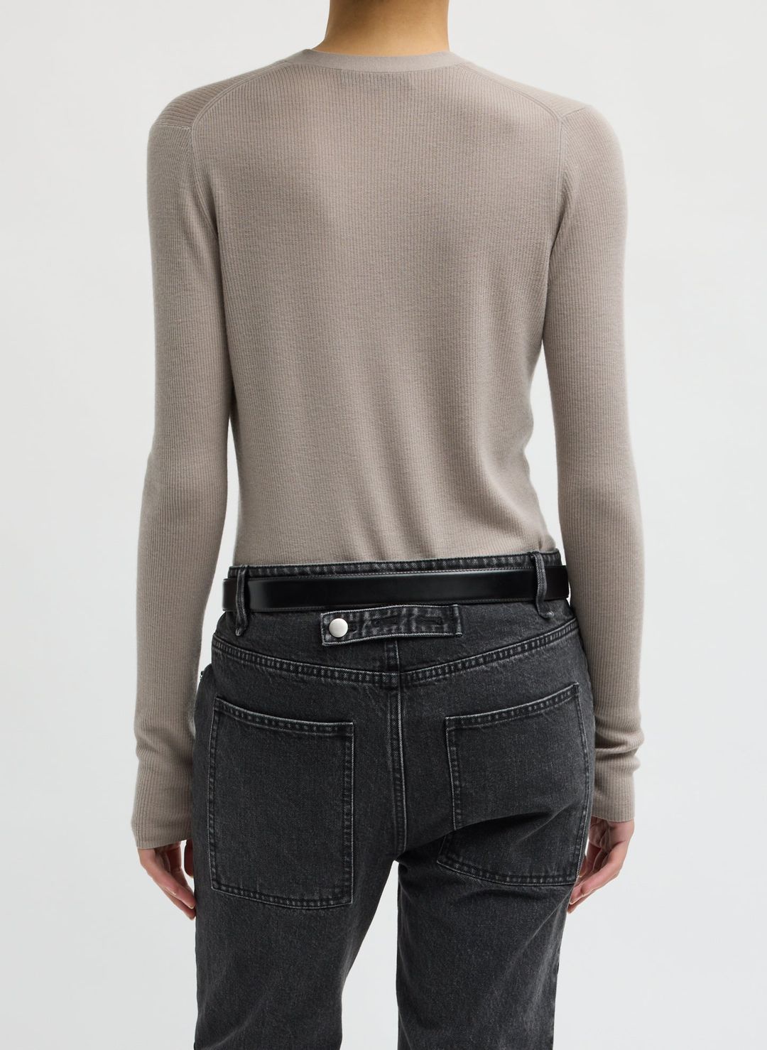 Feather Weight Ribbed V-Neck Slim Cardigan #3