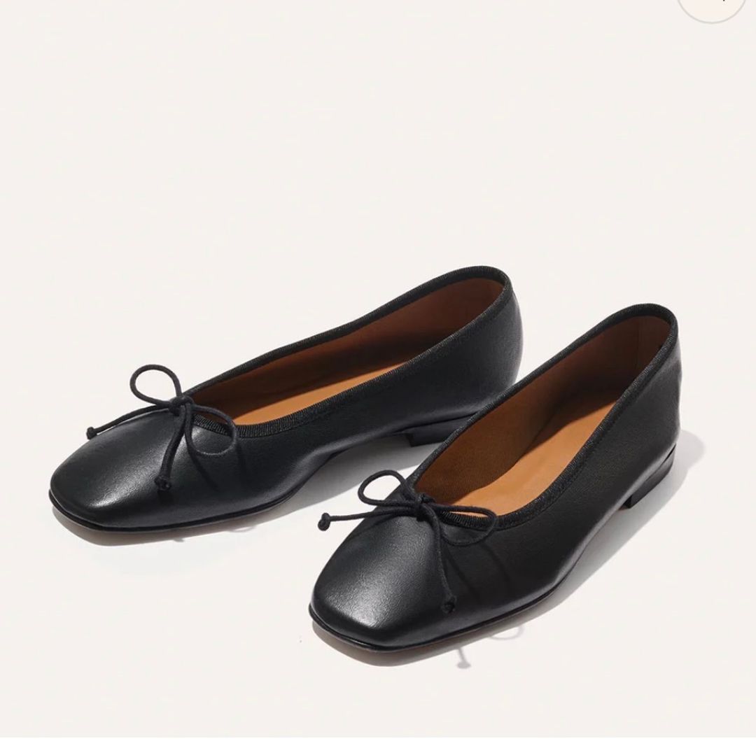 The Fonteyn in Black Crinkle Gloss